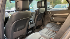 Land Rover Discovery 3.0 D300 Dynamic SE 5dr Auto Diesel Station Wagon